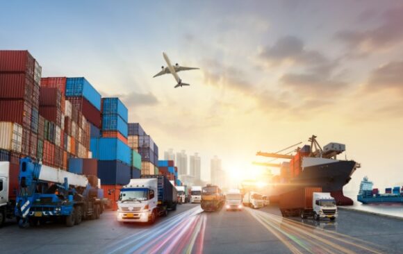 Shutterstock_FLautotransort Impôts et taxes pour les professionnels de l’automobile et du transport : ce qui va changer en 2026