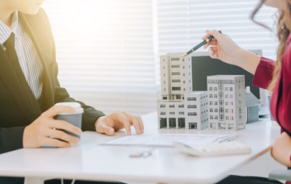 Shutterstock_taxebureau Taxe sur les bureaux : et si votre local commercial se situe dans un ensemble de bureaux ?