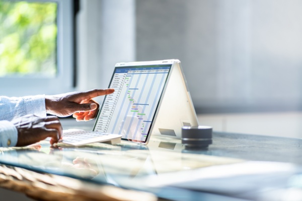 Shutterstock_FAQelectronique Facturation électronique : une FAQ dédiée complétée