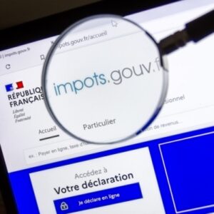 Shutterstock_cifplafondaide Crédit d’impôt famille : un nouveau plafond pour 2026 ?