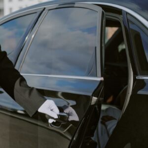 Mise à disposition de véhicules avec chauffeur : TVA à taux réduit ?