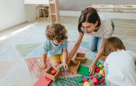 Shutterstock_aidesfiscalesfamille Impôt sur le revenu : tour d’horizon des avantages fiscaux liés à la famille
