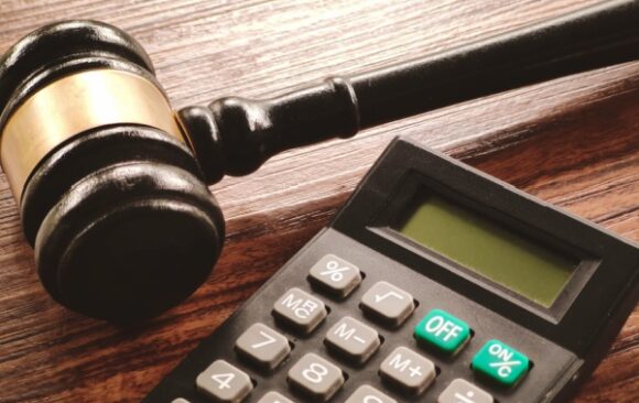 Shutterstock_sanctionsconseils Fraude fiscale : le rôle des conseils sous surveillance
