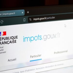 Shutterstock_servicecorrectionligne-2 Impôt sur le revenu : la chasse aux erreurs est ouverte ?