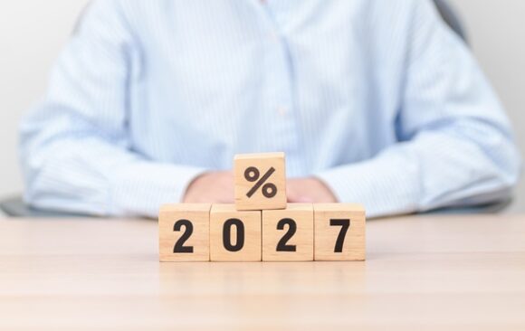 2027,New,Year,With,Percentage.,Interest,Rate,,Gdp,,Stocks,Market, TVA : le régime simplifié d’imposition tire sa révérence