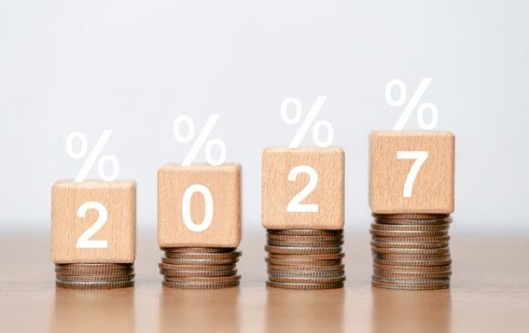 The,Wooden,Block,With,The,Number,2027,On,Top,Of Lois de finances 2027 : tour d’horizon des principales mesures fiscales et sociales intéressant les particuliers
