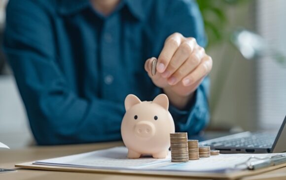 Retirement,,Earnings,,Financial,,Loan,,Economic,,Finance,,Wealth,,Piggy,Bank,,Assurance, Retraite complémentaire agricole : augmentation du point en 2026