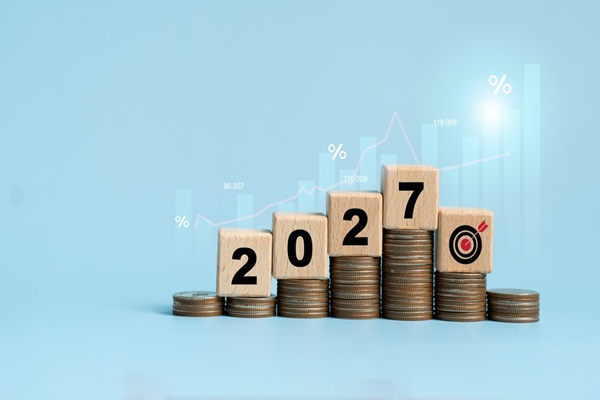 Wooden,Blocks,Spelling,2027,And,Target,Icon,On,Rising,Coin Recodification de la TVA : calendrier et précisions utiles